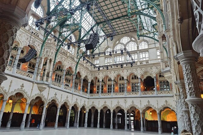 Historical Walking Tour in Antwerp Old City - Grote Markt, Antwerp’s public stage