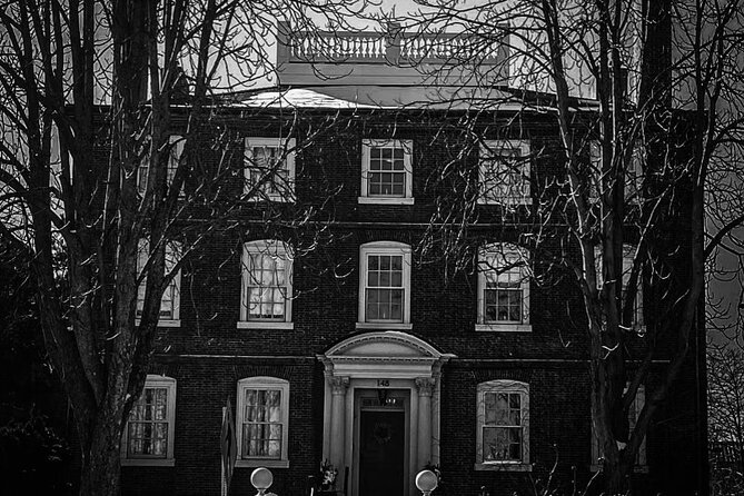 History and Hauntings of Salem Guided Walking Tour - Haunted stories, modern witches, and the Old Burying Point