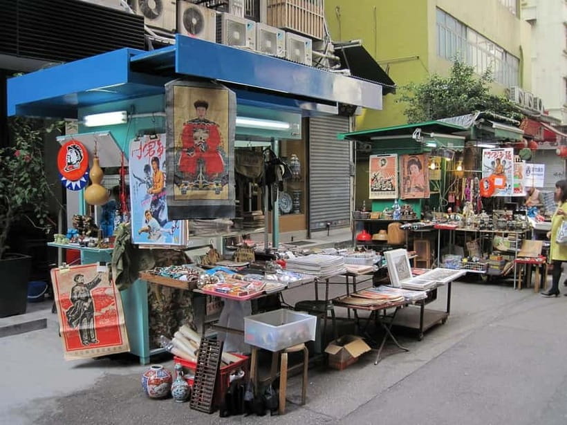 Hong Kong Day Tour: Priority Peak Tram, City Walk & Dim Sum - The jewelry-shop stop and other tradeoffs