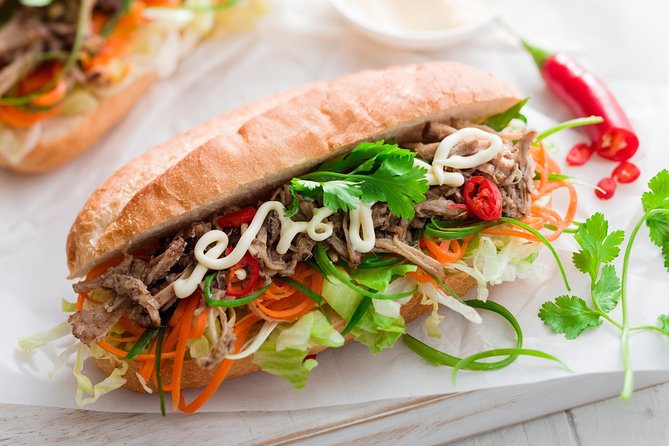 [HOT] Hanoi Old Quarter Walking Street Food - Small Group Tour - A street-food introduction with real Hanoi flavor