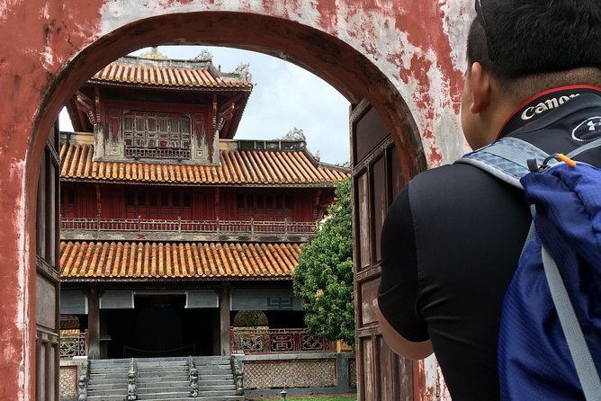 Hue Imperial City Walking Tour: Citadel & Forbidden City - Passing through Ngo Mon Gate