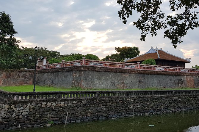Hue Imperial City Walking Tour: Citadel & Forbidden City - Hien Lam Pavilion and The Mieu Temple