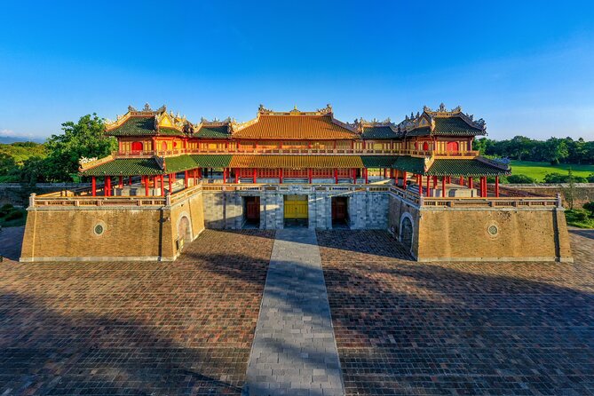 Hue Imperial City Walking Tour: Citadel & Forbidden City - Entering the Forbidden City and seeing Kien Trung Palace