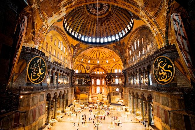 Istanbul Highlights Small-Group Walking Guided Tour - Entering Hagia Sophia