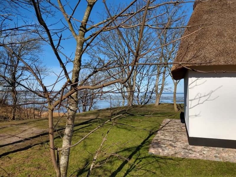 Keitum: Guided Village Walking Tour - Thatched homes, garden walls, and old Frisian design