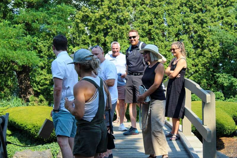Kelowna: Walking Food Tour with 7 Tastings and 4 Drinks - Stuart Park, the Yacht Club, and the waterfront