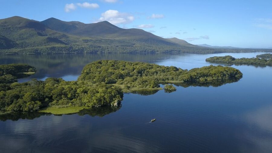 Killarney: Gap of Dunloe Walking and Boat Tour - Lord Brandon’s Cottage and the halfway pause