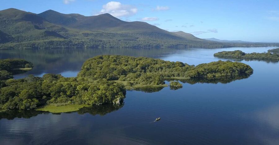 Killarney: Gap of Dunloe Walking and Boat Tour - What the guide does, and what the guide does not do