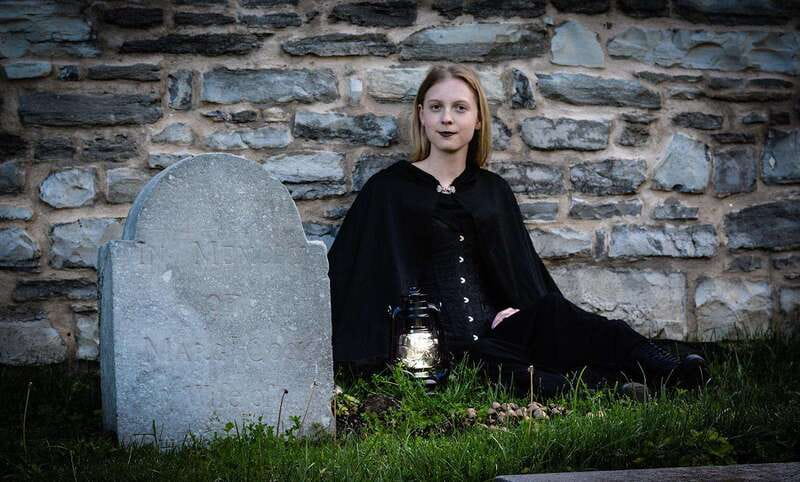 Kingston: Haunted Night Walking Tour - From downtown to the old Sydenham Ward