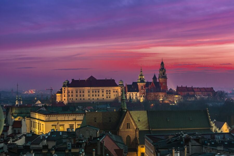 Krakow: Evening Walking Tour with Spooky Stories - Florian Gate and the first taste of Krakow’s darker past