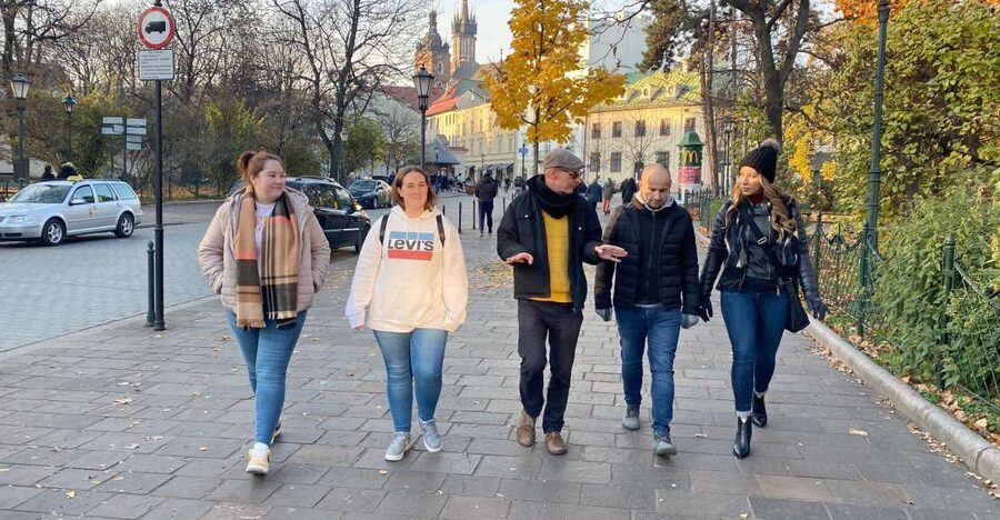 Krakow: Old Town Highlights Walking Tour - Price, group size, and overall value