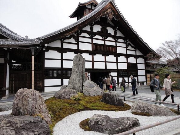 Kyoto Arashiyama Walking Tour: Bamboo, Monkeys, Gardens & Secrets - Key points at a glance