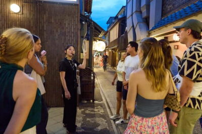 Gion Geisha District Walking Tour – Stories of Geisha