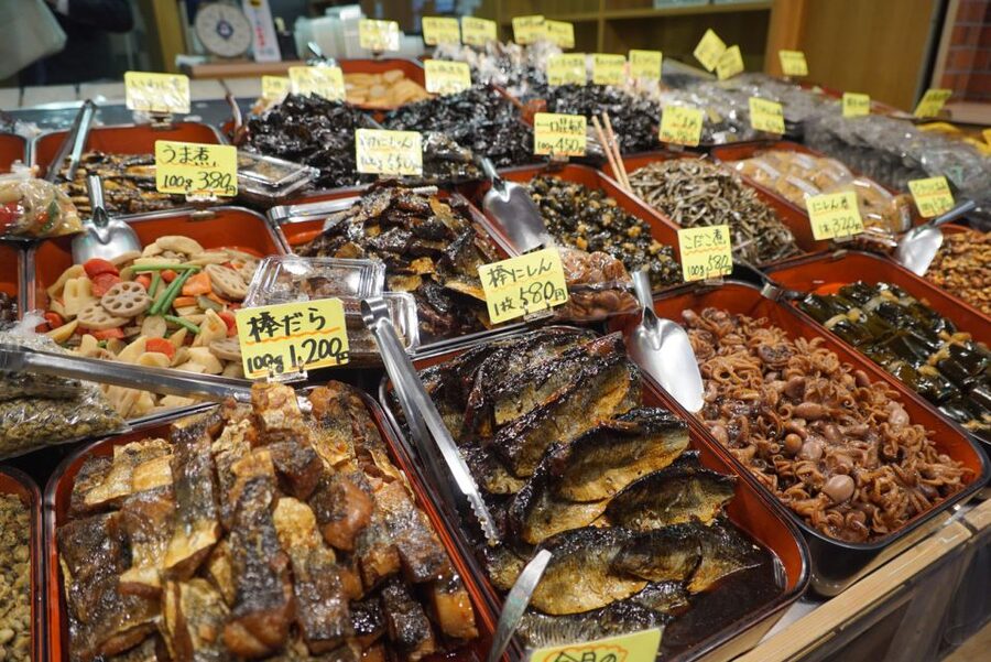 Kyoto: Nishiki Market Brunch Walking Tour-7 Tastings+Brunch - Entering Nishiki Market, Kyoto’s Kitchen