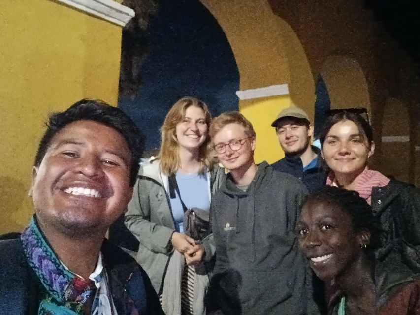 La Antigua Horror Stories Night Walking Tour - Shoes, weather, and accessibility