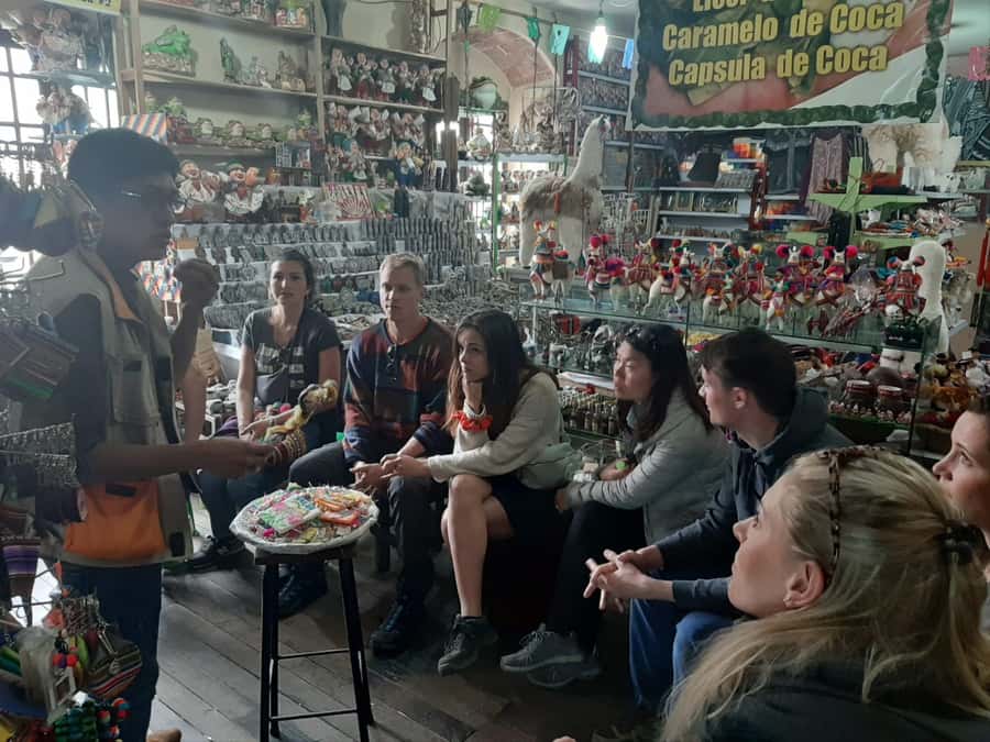 La Paz and El Alto: Cable Car Rides and Walking Tour - Walking, weather, and what to bring