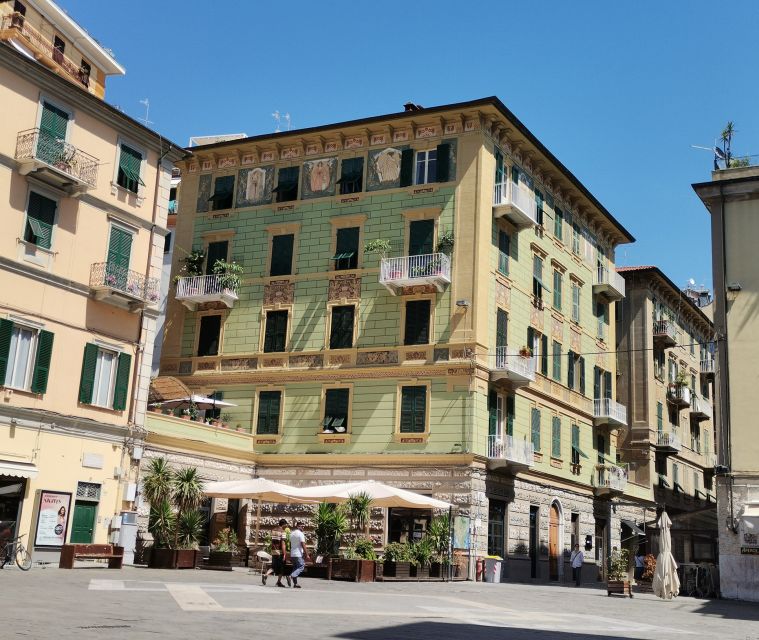 La Spezia: Guided Walking Tour with Italian-Inspired Music - The cathedral concert that closes the route