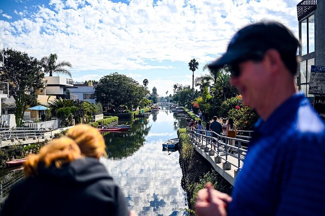 LA Venice Beach Hidden Gems Food Tour With 6 Food Tastings - Muscle Beach and the open-air gym