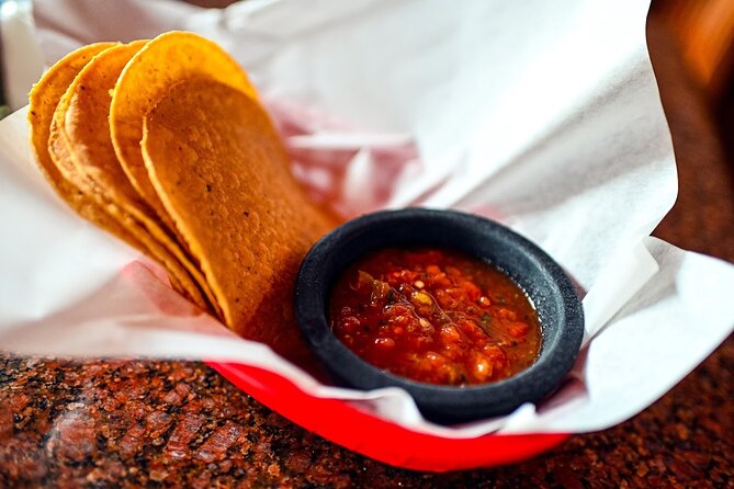 LA Venice Beach Hidden Gems Food Tour With 6 Food Tastings - Starting at the Venice Whaler