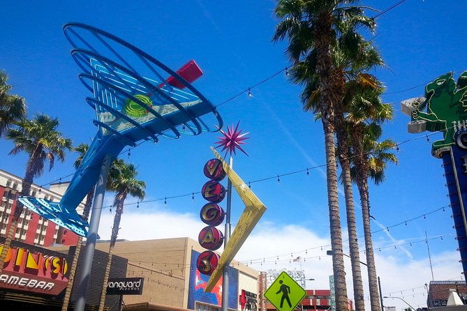 Las Vegas Downtown & Fremont Street - Guided Walking Tour - The casino walk: see the interiors, not just the fronts