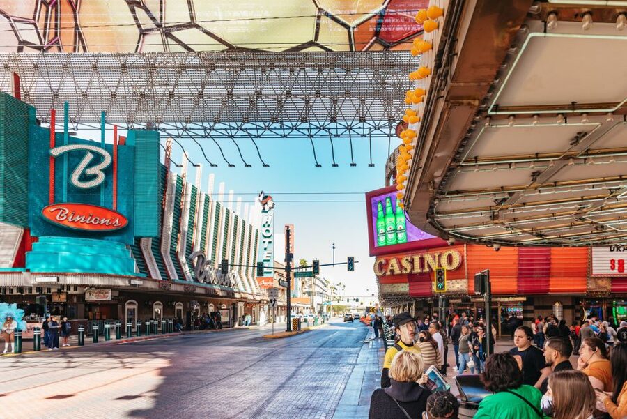 Las Vegas: Fremont Street Walking Tour - Meeting Kelly near the Plaza Hotel