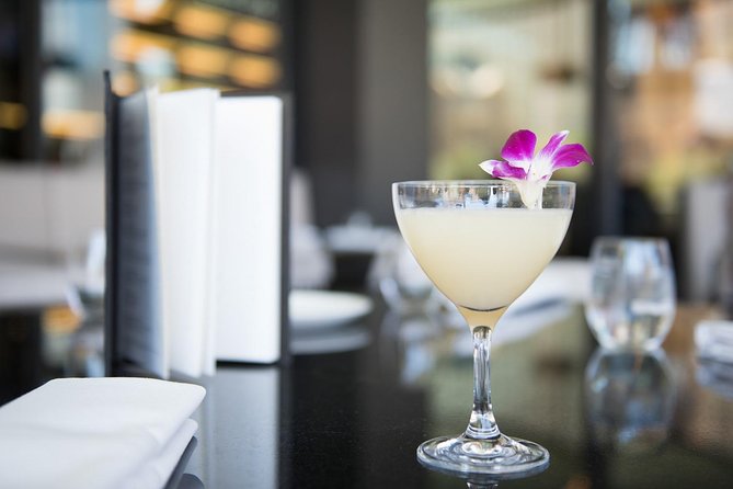 Las Vegas: The Strip's Celebrity Chefs Tour or Downtown Food Tour - Dietary needs and family suitability