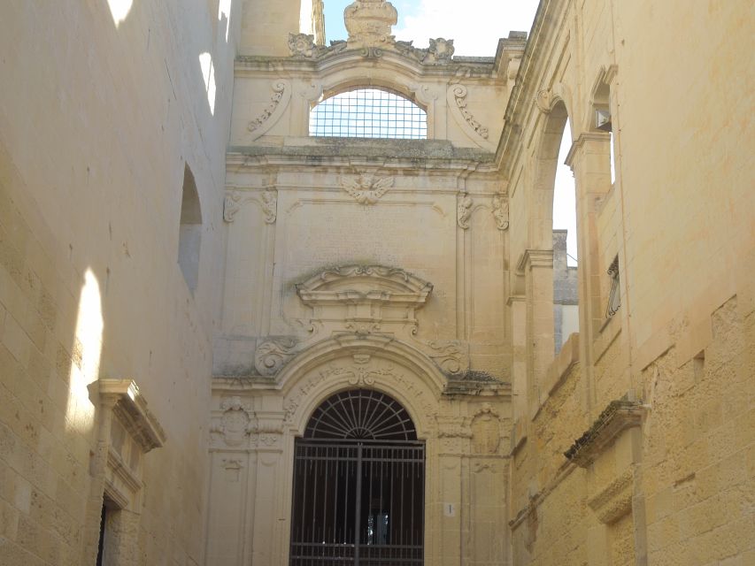 Lecce: Street Food Tasting and Sightseeing Tour - Papier-mâché, a hands-on Lecce tradition