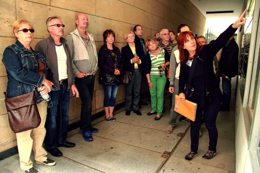 Leipzig: 1.5-Hour Historical Walking Tour in German - Key points at a glance