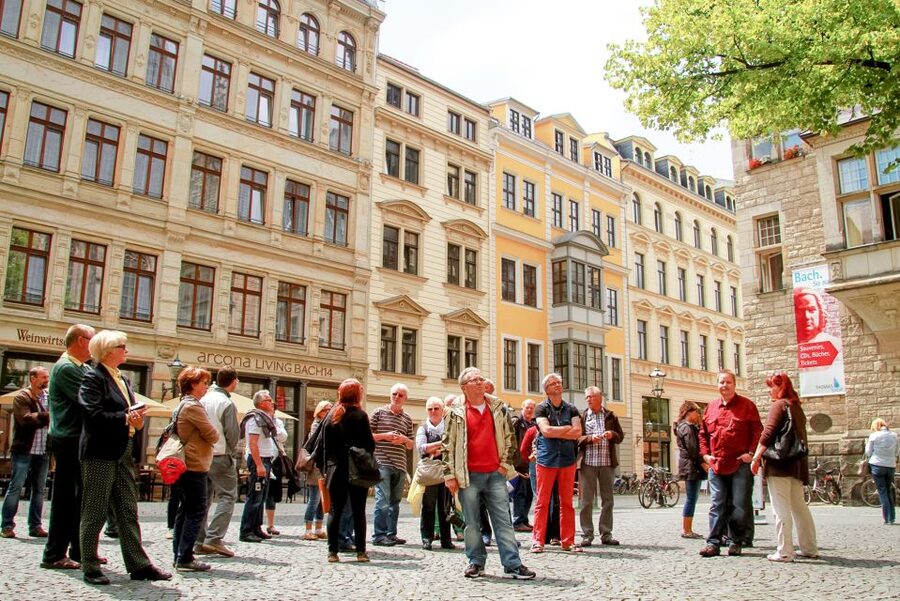 Leipzig: 1.5-Hour Historical Walking Tour in German - The Central Train Station’s two halves