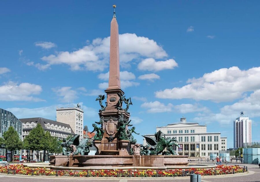 Leipzig: City Center Guided Walking Tour - Renaissance and Art Nouveau details along the route