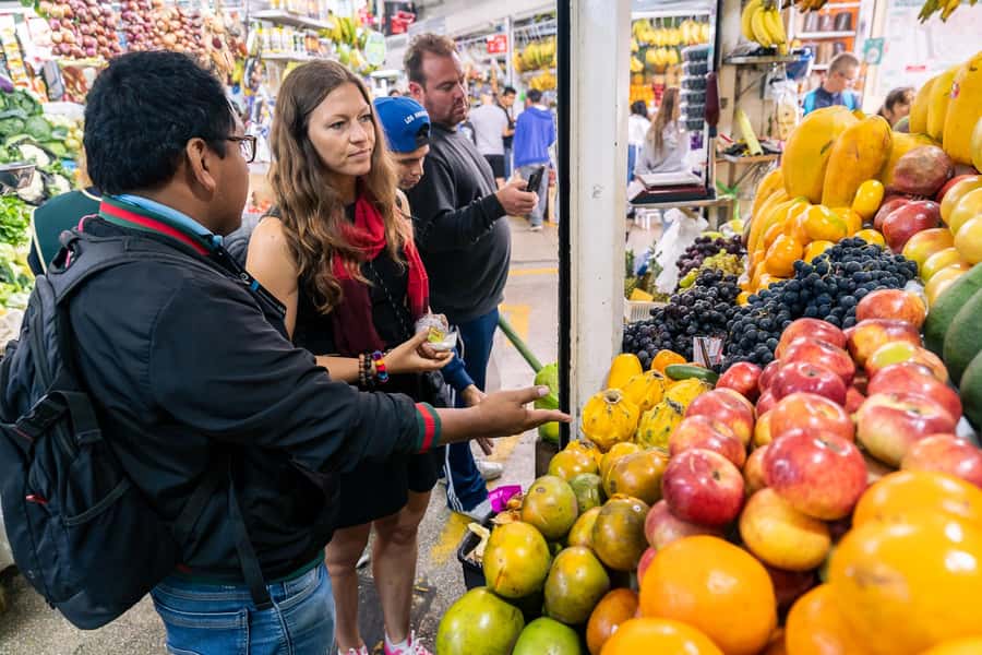 Lima: Miraflores Trending Flavors Half-Day Walking Tour - A sweet stop at Tortas Lucas