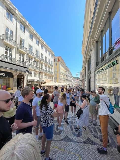 Lisbon: City Highlights Guided Walking Tour - Why this walking tour makes sense early in your Lisbon stay