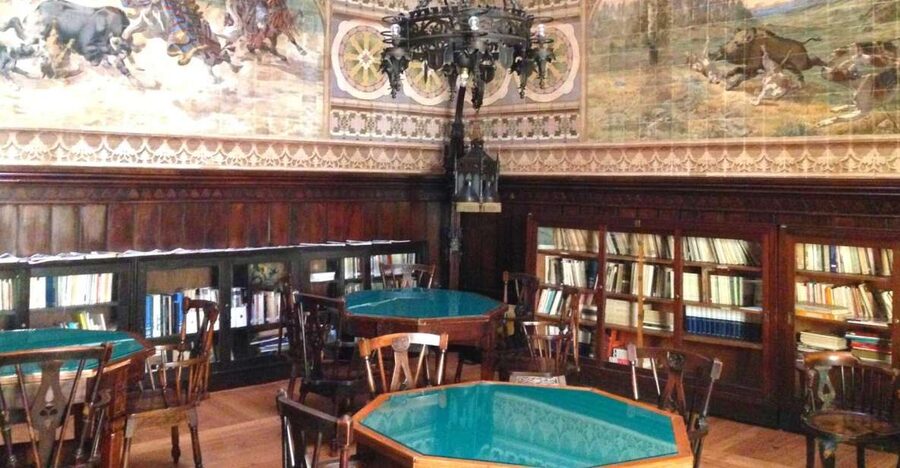 Lisbon: City of Spies Guided Walking Tour - Why wartime Lisbon makes such a good subject
