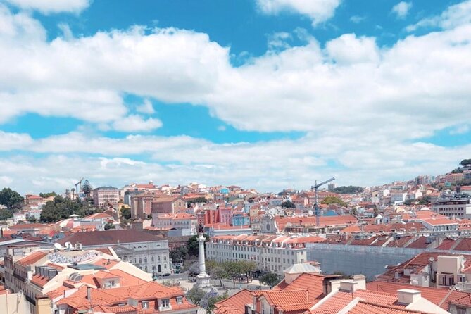 Lisbon Essential Walking Tour: History, Stories and Lifestyle - Coffee, cake, and a short break