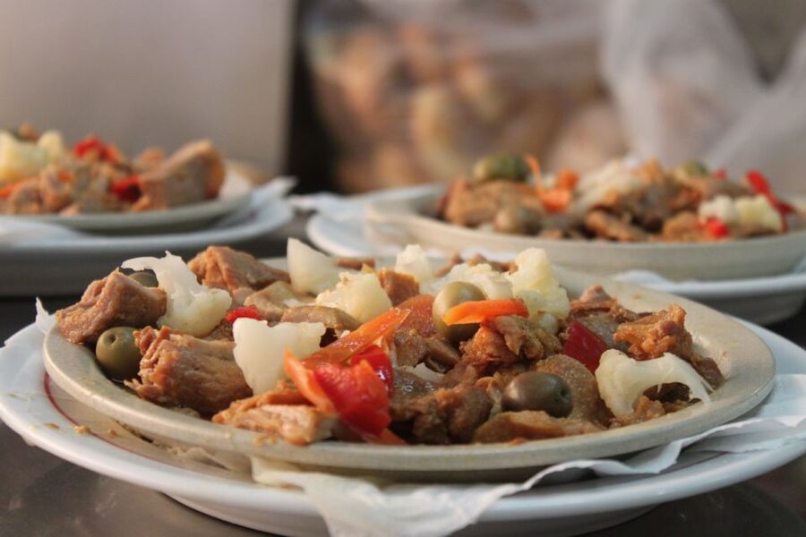Lisbon: Food and Culture 3-Hour Walking Tour - Two possible finishes: pastry and coffee or fado and ginjinha