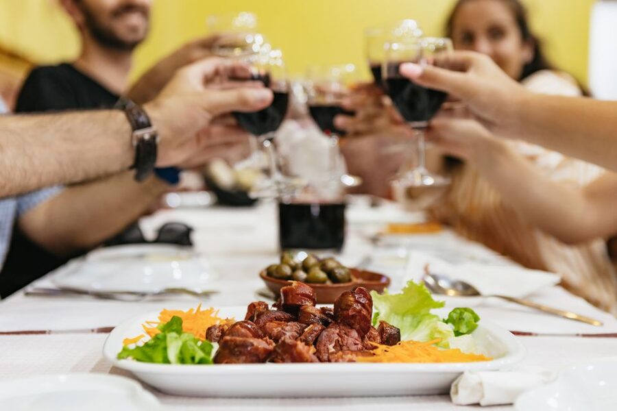 Lisbon: Food and Wine Small Group Walking Tour - Key points at a glance
