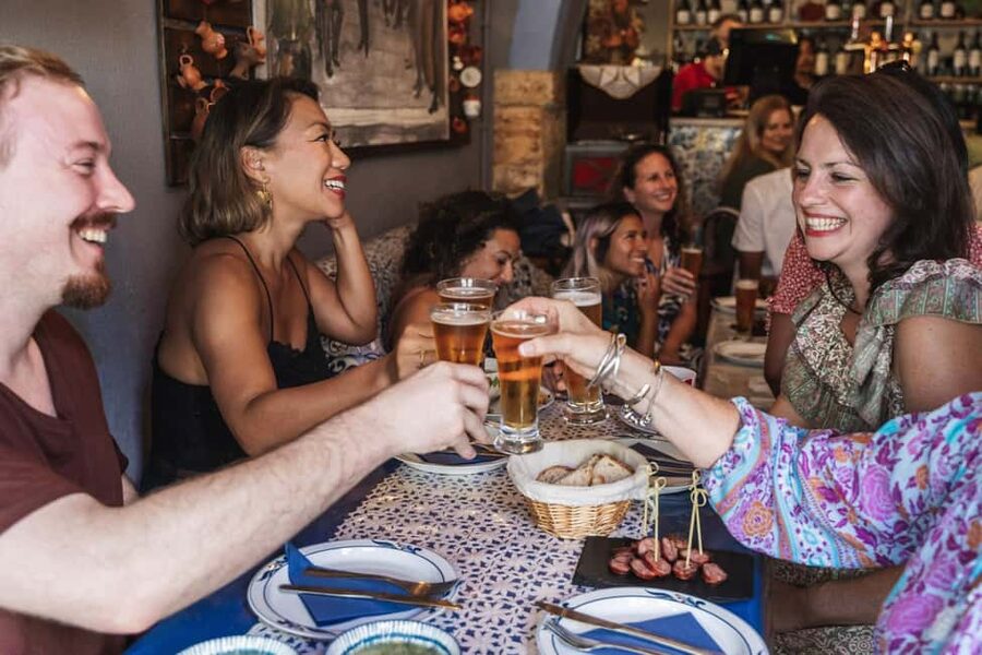 Lisbon: Food & Wine Walking Tour Through Baixa - Rua dos Fanqueiros: Baixa through its working streets