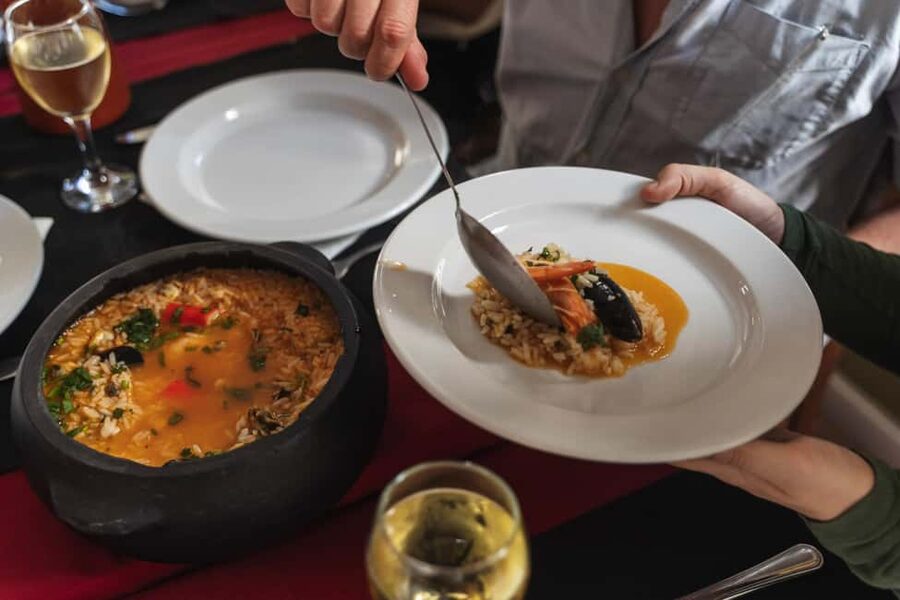 Lisbon: Food & Wine Walking Tour Through Baixa - Eight foods, four drinks, and what you really receive