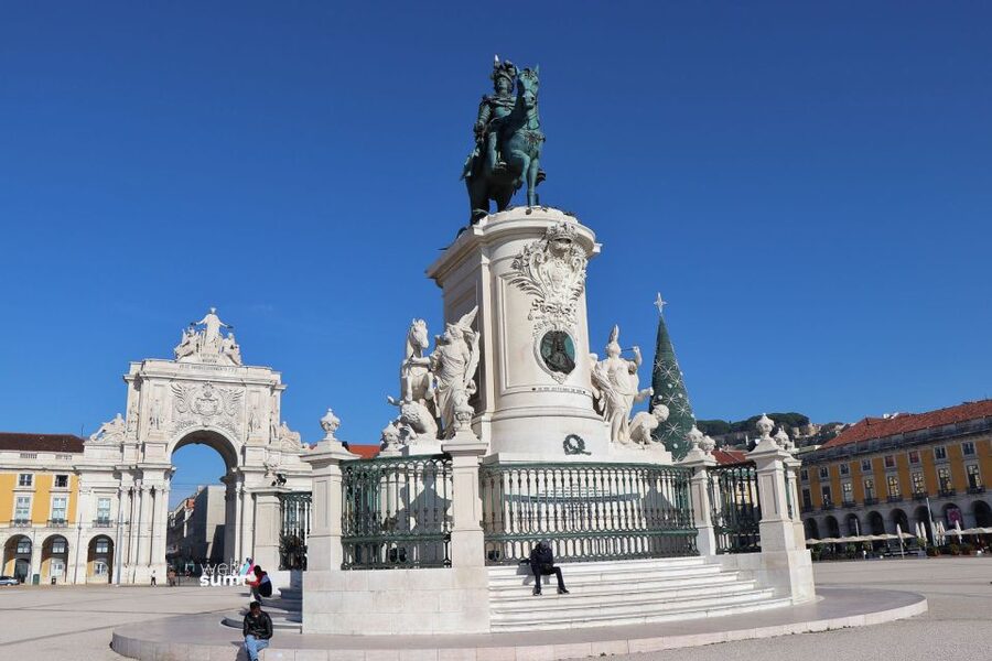 Lisbon: Full-Day Private Walking Sightseeing Tour - Starting at Commerce Square beneath Lisbon’s great arch
