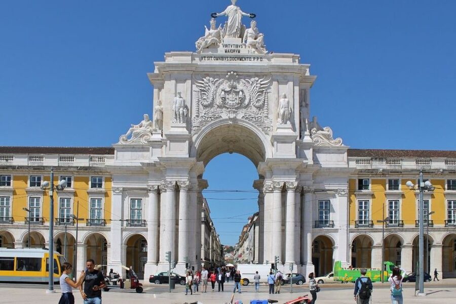 Lisbon: Full-Day Private Walking Sightseeing Tour - A pastry stop that adds taste to the history
