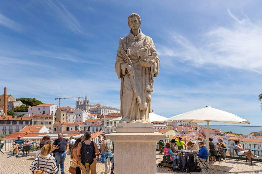 Lisbon: History, Stories and Lifestyle Walking Tour - Santa Justa and central Baixa