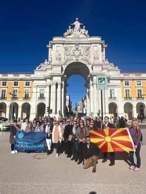 Lisbon Through the Eyes of a Local - Food and Walking Tour - São Domingos Square and the Church of São Domingos
