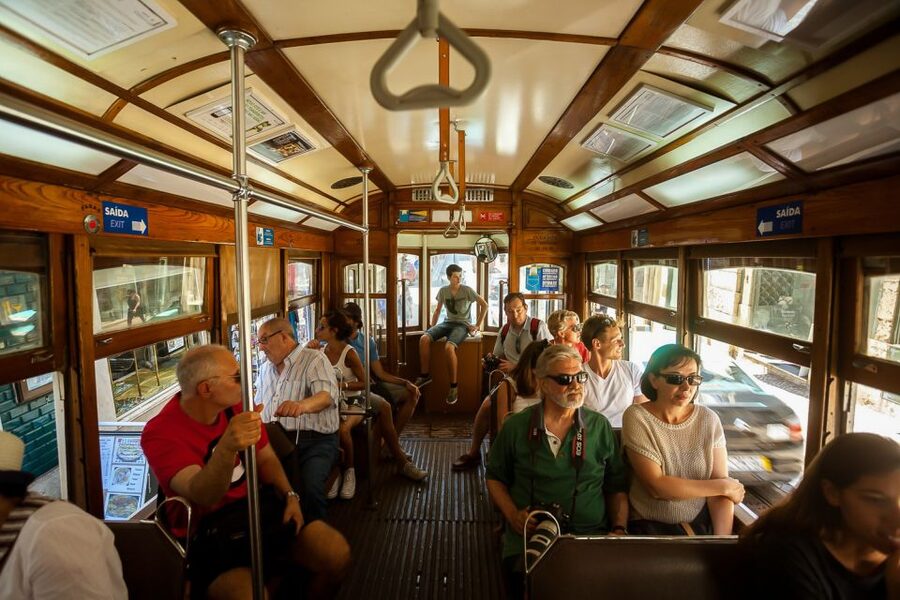 Lisbon Tram No. 28 Ride & Walking Tour - Sé de Lisboa and nearly 1,000 years of change