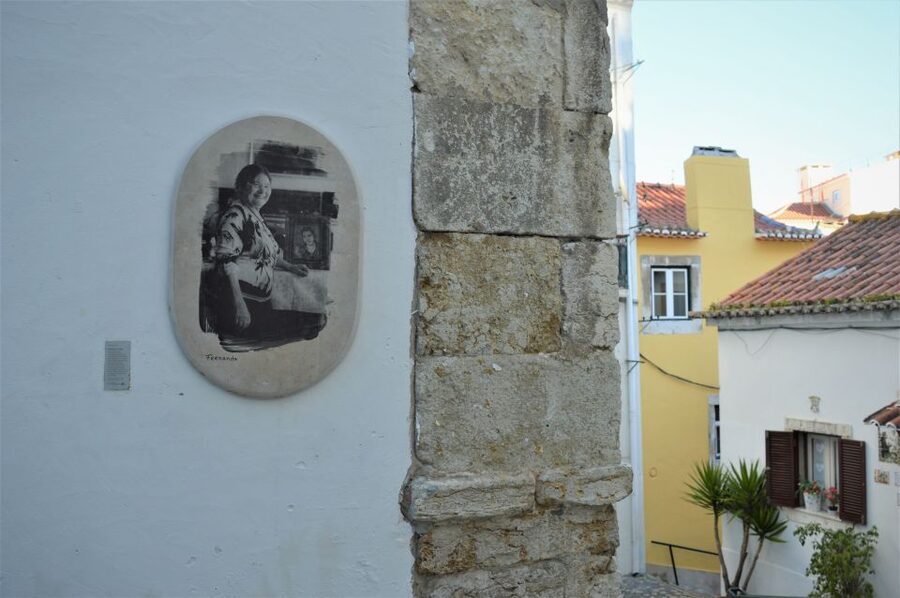 Lisbon: Walking Tour in the Center (Max 12 Participants) - Chiado, the poets’ quarter