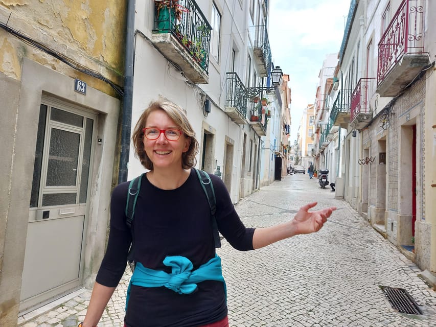 Lisbon: Walking Tour in the Center (Max 12 Participants) - Alfama’s lanes and the Tagus view