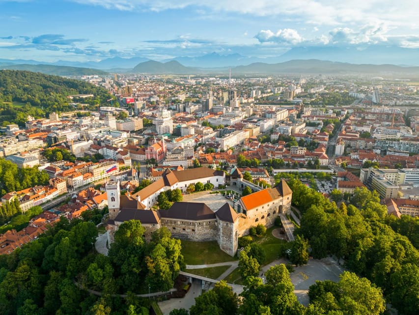 Ljubljana: 2h walking tour with local guide - Who should book this Ljubljana walking tour?