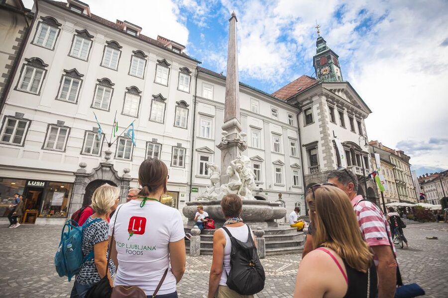 Ljubljana: Slovenian Cuisine Walking Tour with Tastings - Key points to know before booking