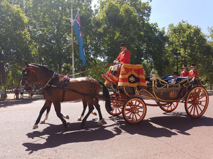 London: British Royalty Walking Tour - Is $236 good value for a private group?