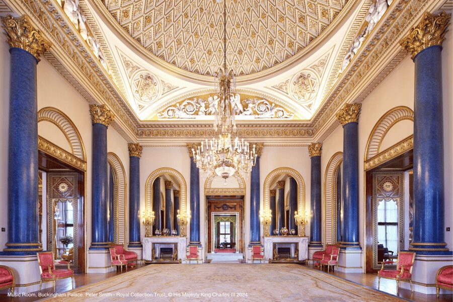 London: Buckingham Palace State Rooms & Royal Walking Tour - The Mall, St James’s Park, and Wellington Barracks