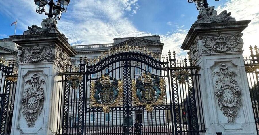 London: Buckingham Palace & Westminster Guided Walking Tour - Is $170 good value for your group?